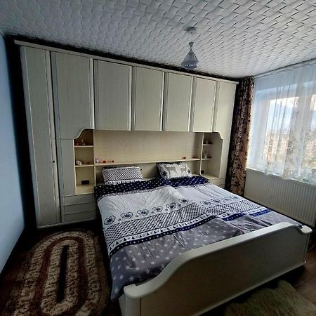 Apartament Bia Lupény Kültér fotó