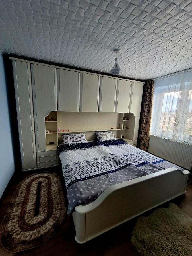 Apartament Bia Lupény Kültér fotó